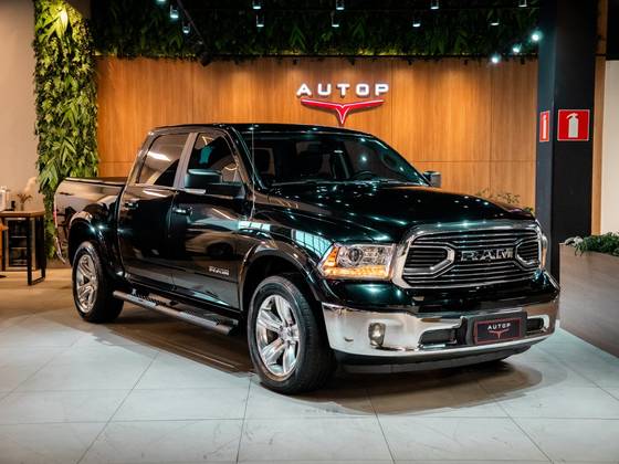 RAM CLASSIC 5.7 V8 GASOLINA LARAMIE CD 4X4 AUTOMÁTICO RAM CLASSIC 5.7 V8 GASOLINA LARAMIE CD 4X4 AUTOMÁTICO